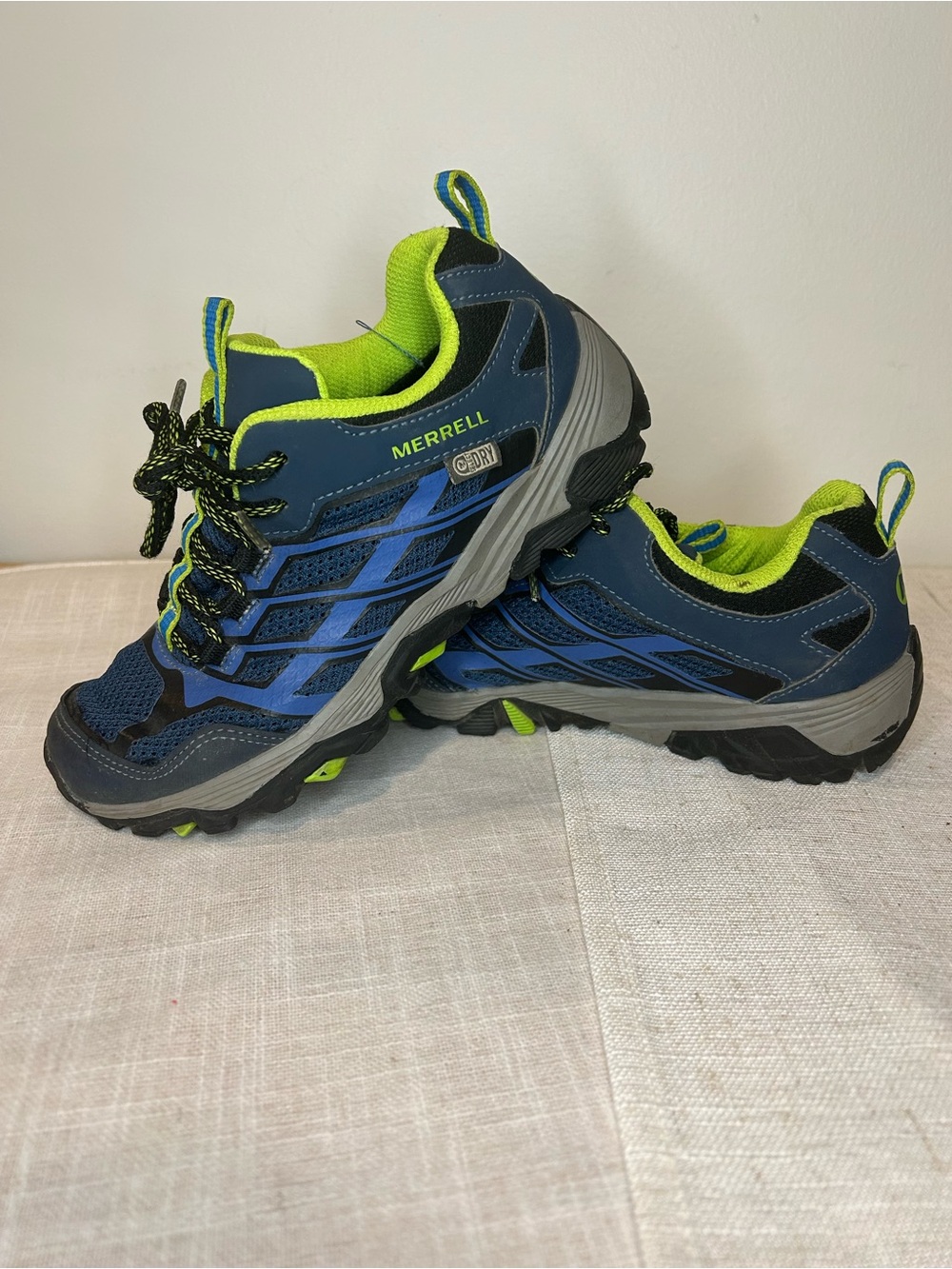 Merrell Kids Navy Blue and Lime Green Trail Sneakers